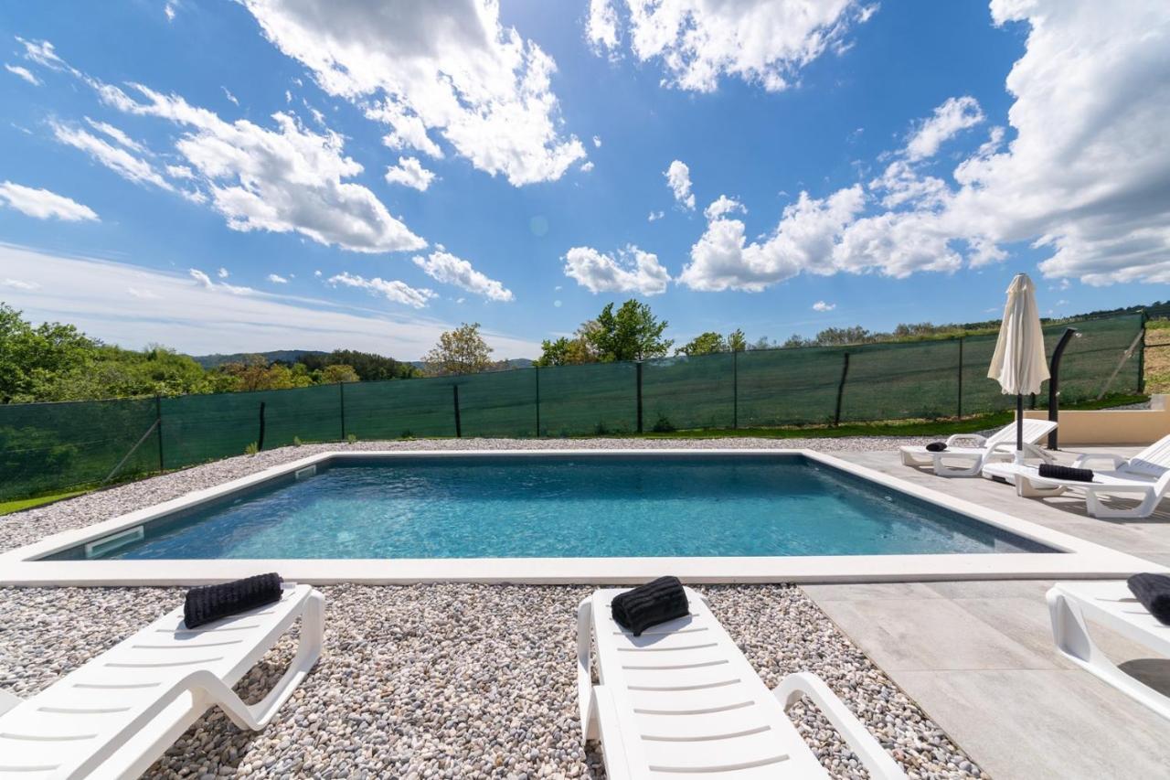Villa Butoniga Nature Buzet Extérieur photo