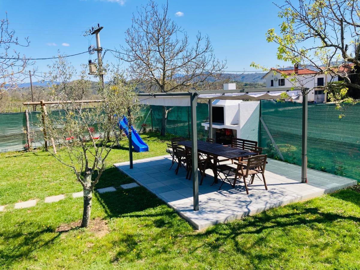 Villa Butoniga Nature Buzet Extérieur photo